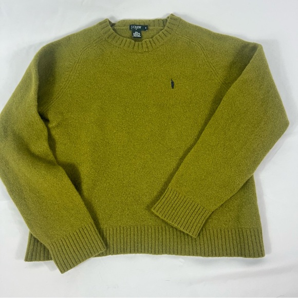 J. Crew Sweaters - J.Crew Moss Green Lambs Wool Sweater